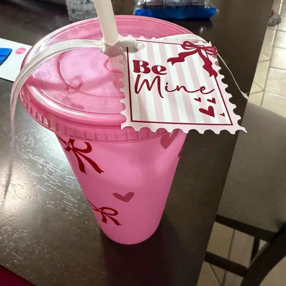 Pink Heart and Bow Party Cold Cup